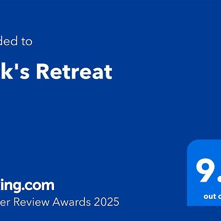 Nick'S Retreat Hotel Клитеро Екстериор снимка