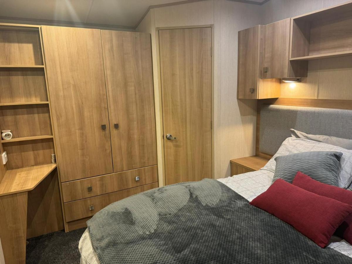 Nick'S Retreat Hotel Клитеро Екстериор снимка