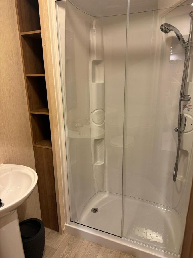 Nick'S Retreat Hotel Клитеро Екстериор снимка
